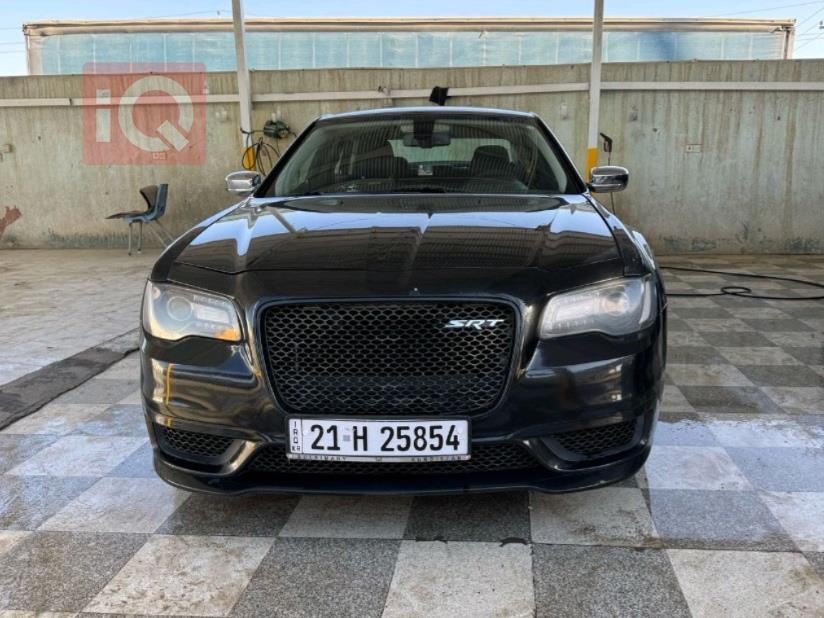 کرایسلەر 300